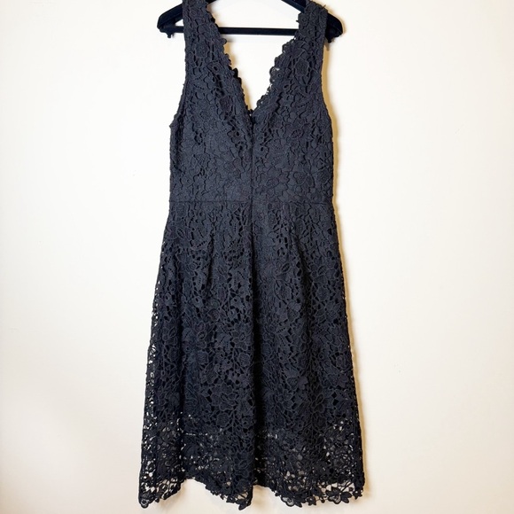 ASTR the Label V-Neck Lace Fit & Flare Dress Black L - Picture 10 of 16